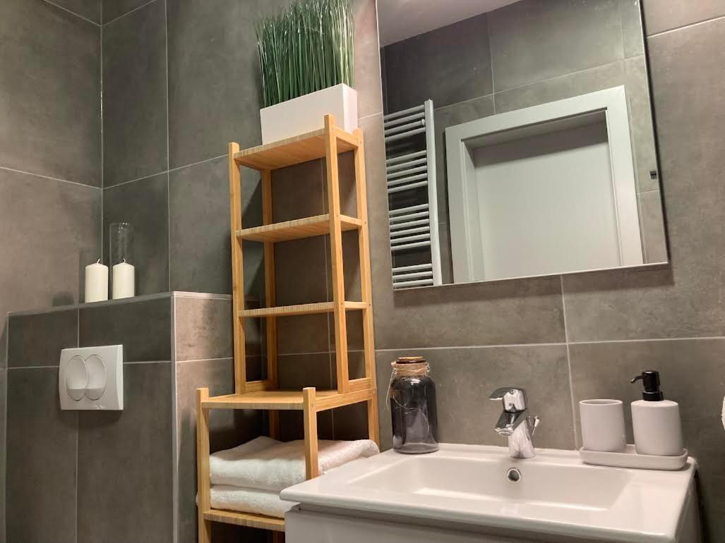BalatonföldvárZawia Apartman公寓 外观 照片